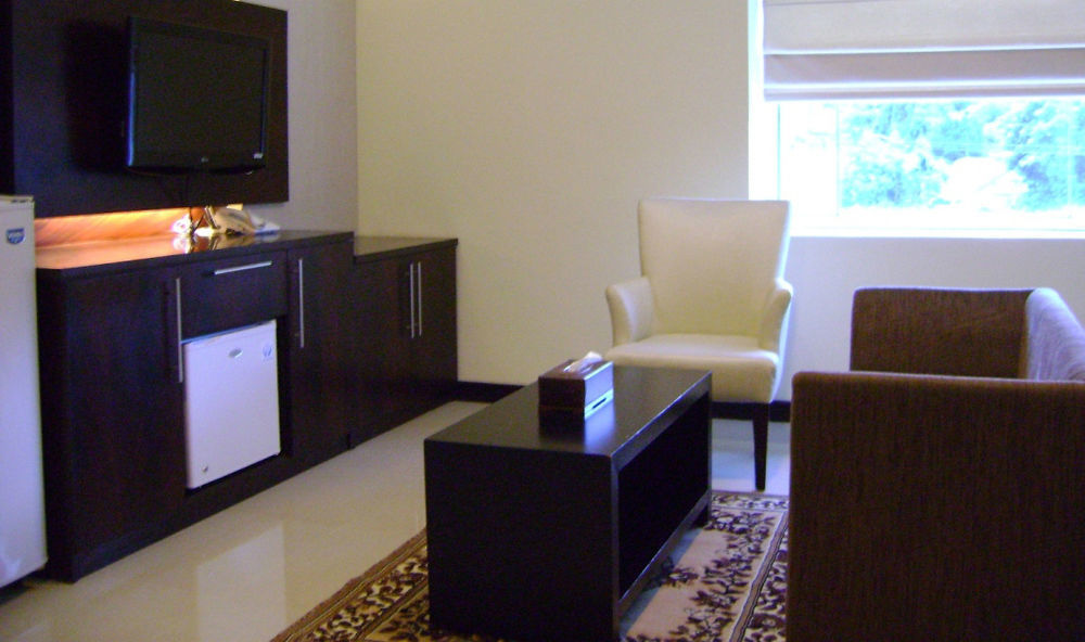 Royal Mamberamo Hotel Соронг Экстерьер фото